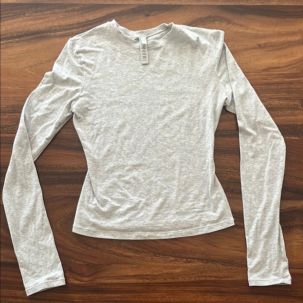 SKIMS Heather Gray Long Sleeve Tee